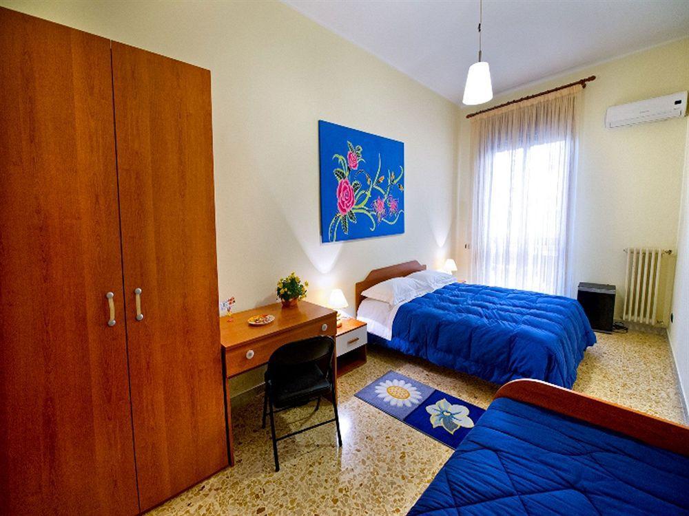 B&B Piazza 300Mila Lecce Exterior photo