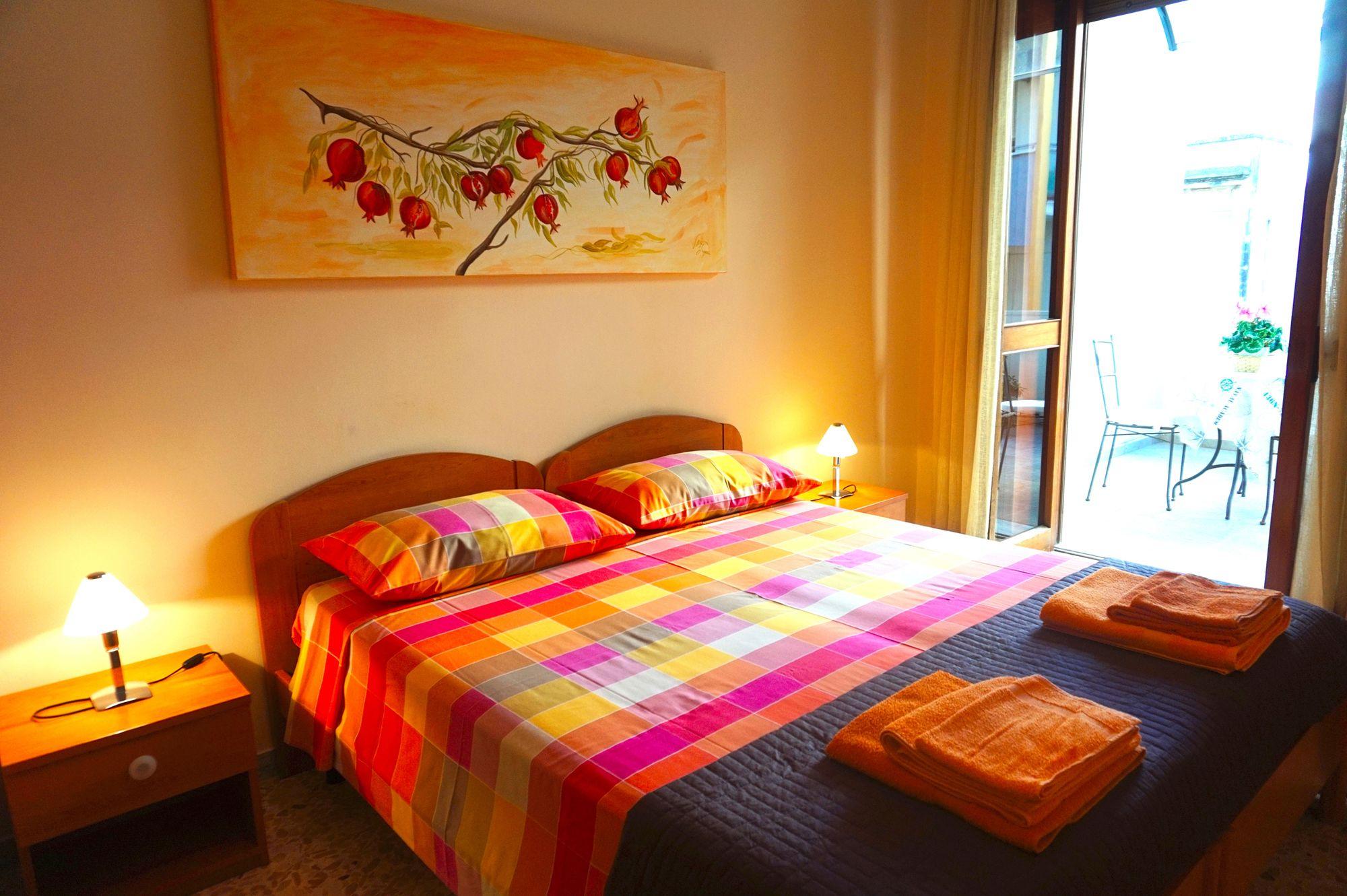 B&B Piazza 300Mila Lecce Exterior photo